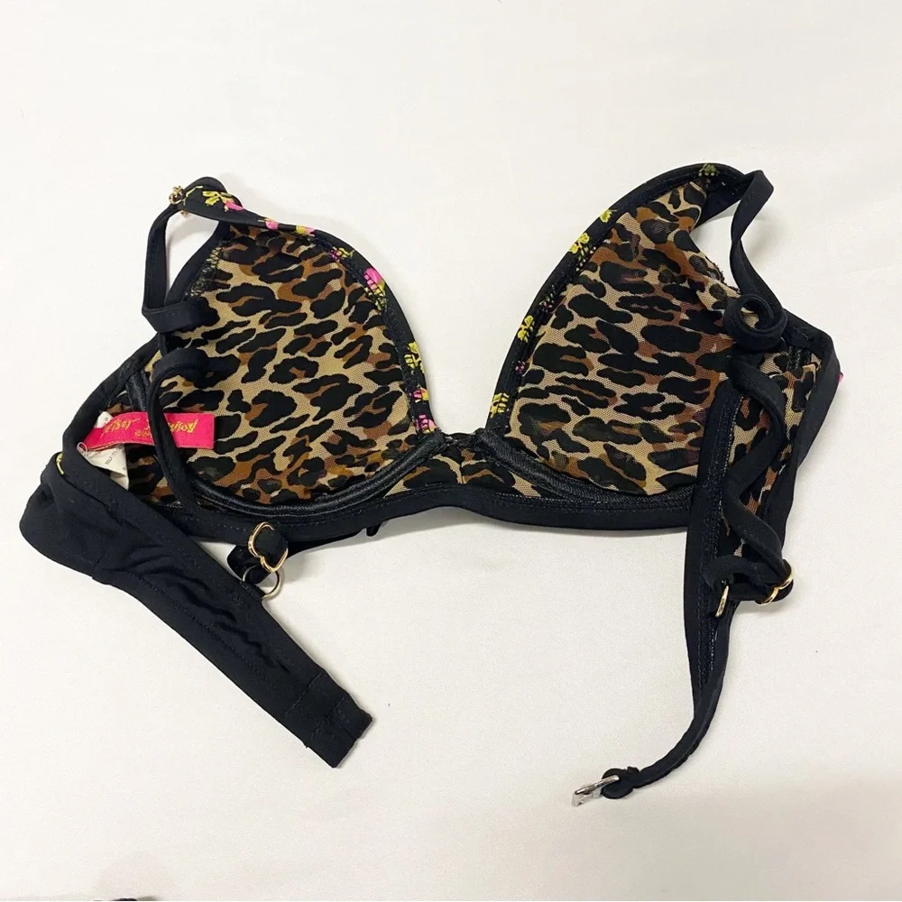 •SOLD• Betsey Johnson Vintage Black, Pink & Leopard Ditsy Floral Print Bikini - Picture 9 of 11